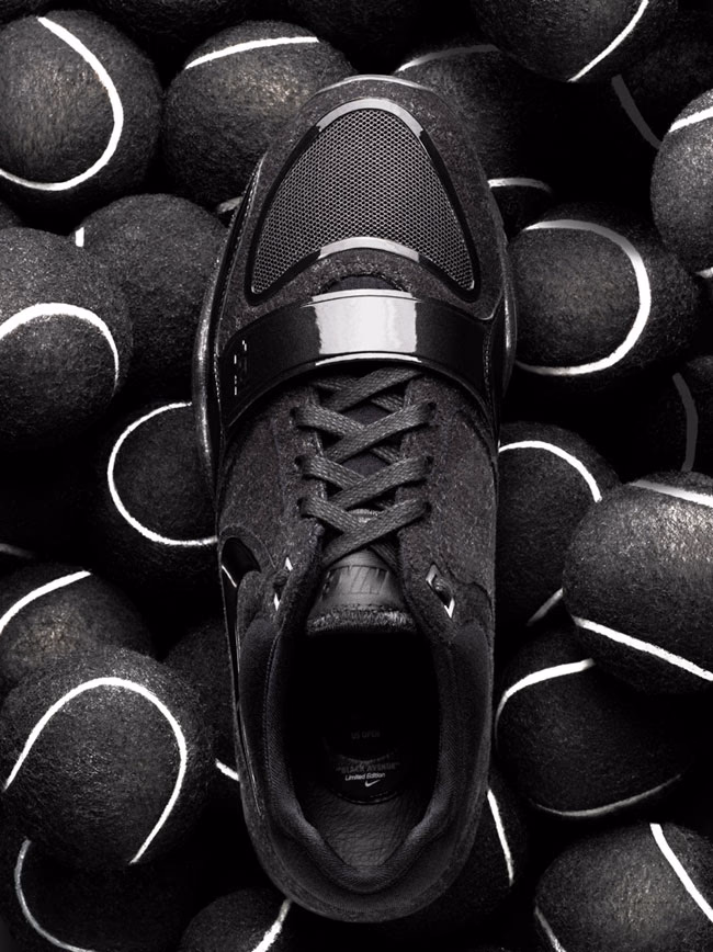 128 / NYC — Air Max Trainer top view on tennis balls